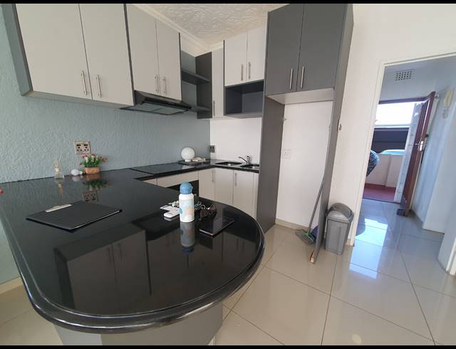 2 BEDROOM APARTMENT RENTED IN GLENLILLY